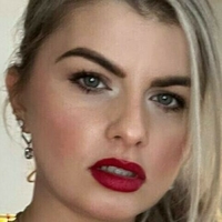 queen_of_drgns Meztelen