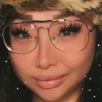 Raaychel Meztelen