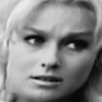 Rena Horten Meztelen