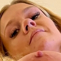 sadieandrews Meztelen