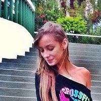 Sara Gabriela Meztelen