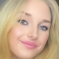 Sarah_Bella1879 Meztelen