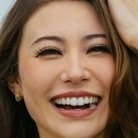 Sasha Emiri Meztelen