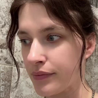 Saskia Fröhlich Meztelen