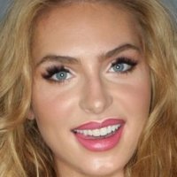 Saxon Sharbino Meztelen