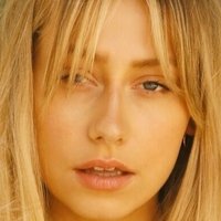 Shannon Barker Meztelen