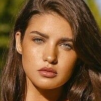 Shannon McMullen Meztelen