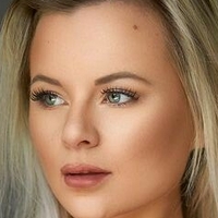 Shorty Holly Meztelen