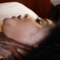 Simone Richards Meztelen