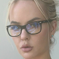 Slimthickvic/Vic Marie Meztelen
