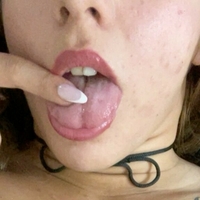 Sol Triberti Meztelen