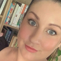 Sophie Bonjour Meztelen