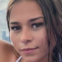 Sophie Rain Meztelen