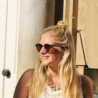 Sophie Meztelen