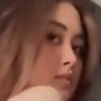 Sri Ayu Tarisa Meztelen