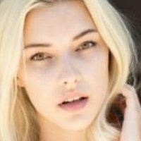 Stefanie Michova Meztelen