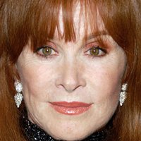 Stefanie Powers Meztelen