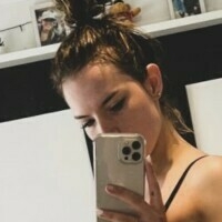 Steph Omen Meztelen