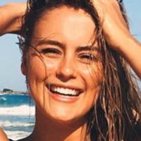 Stephanie Claire Smith Meztelen