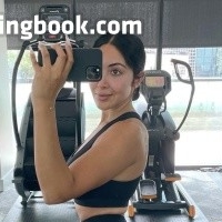 Sumeet Sahni Meztelen