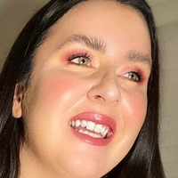 Suzie McFadden Meztelen
