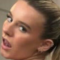 Sydney Chambers Meztelen