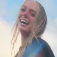 Taryn DeWese Meztelen