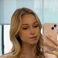 taviathevix-free Meztelen