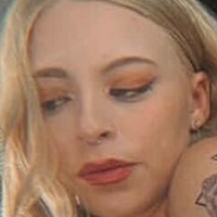 Taylor Long Meztelen