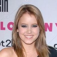 Taylor Spreitler Meztelen