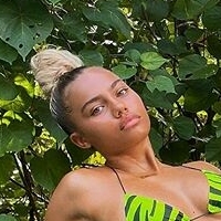 Tennesse Thresher Meztelen