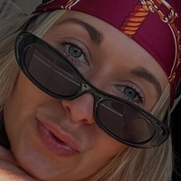 Tereza Unzeitigová Meztelen
