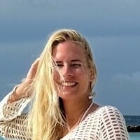 thingsabout_becca/ ziehl_abegg Meztelen