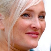 Tine Reymer Meztelen