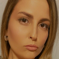 tinitta Meztelen