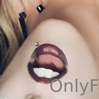 tracy92 Meztelen