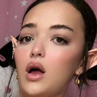 Tswinnie Meztelen
