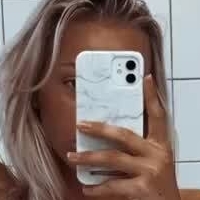 Vanessa Johansen Meztelen