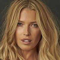 Veronika Varekova Meztelen