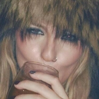 Victoria De Angelis (Maneskin bassist) Meztelen