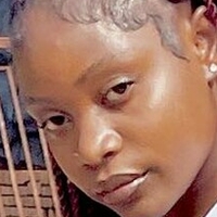 Vunene Taiwo Mabunda Meztelen