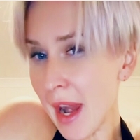 Wee_welshie Meztelen