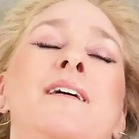 Wendy Raine Meztelen