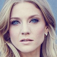 Winter Ave Zoli Meztelen