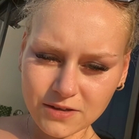 Wollnys Meztelen