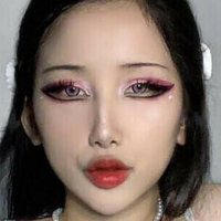 Yenny Zhao Meztelen