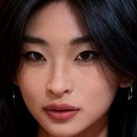 Yifan Li Meztelen