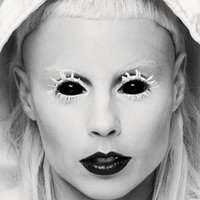 Yo-Landi Visser Meztelen