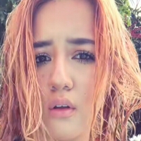 yourgirlneens Meztelen