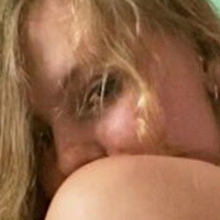 Zoe Canestraro Meztelen